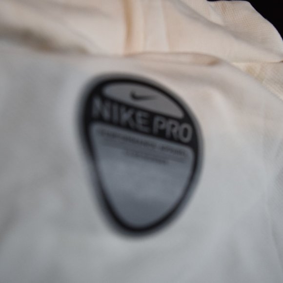 Nike T Shirts XXL New - Picture 9 of 9